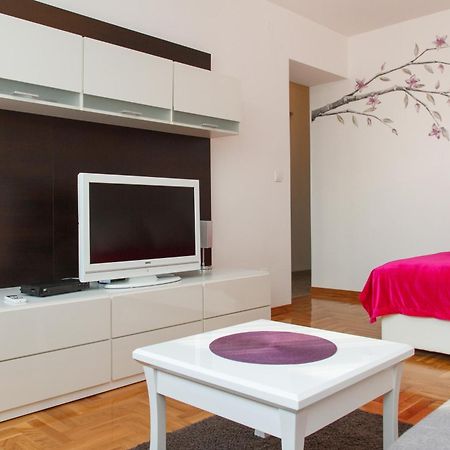 Stay In Apartments Belgrado Exterior foto