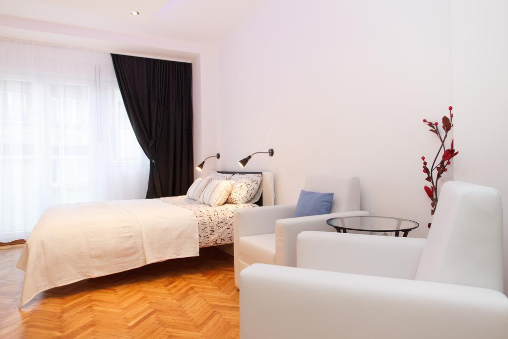 Stay In Apartments Belgrado Exterior foto