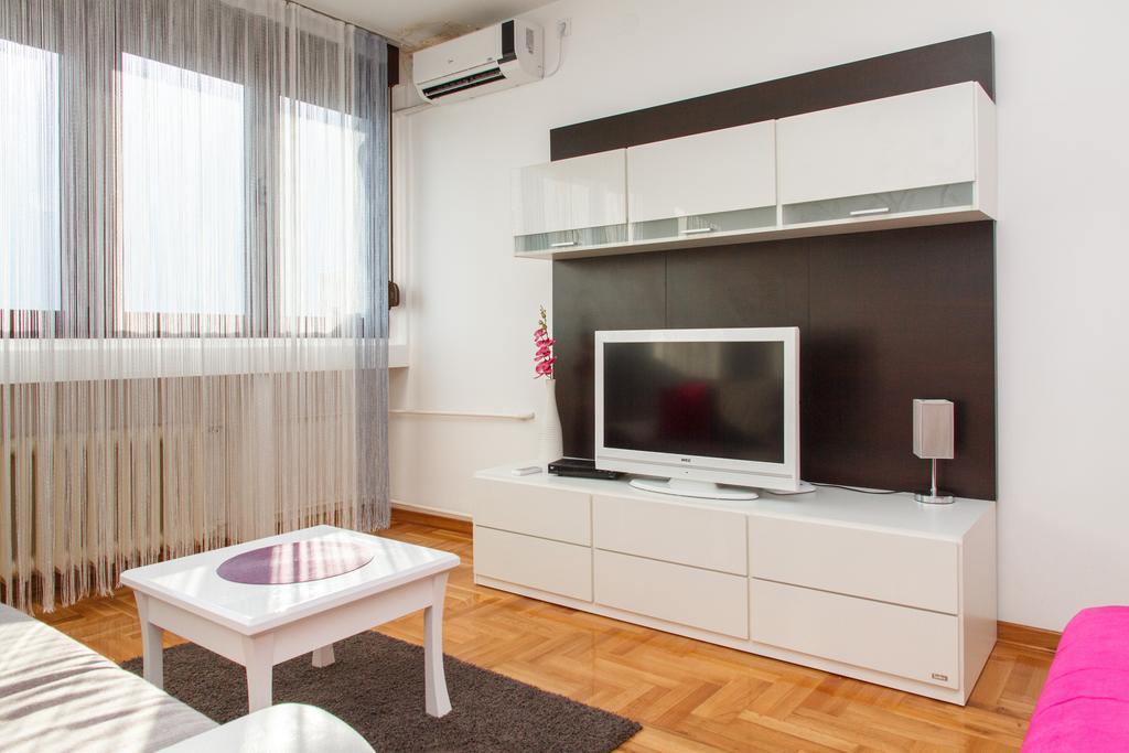 Stay In Apartments Belgrado Exterior foto